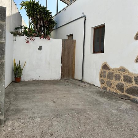 Villa Canaria Piscina Jacuzzi Jardin Santa Maria de Guia de Gran Canaria Exterior photo